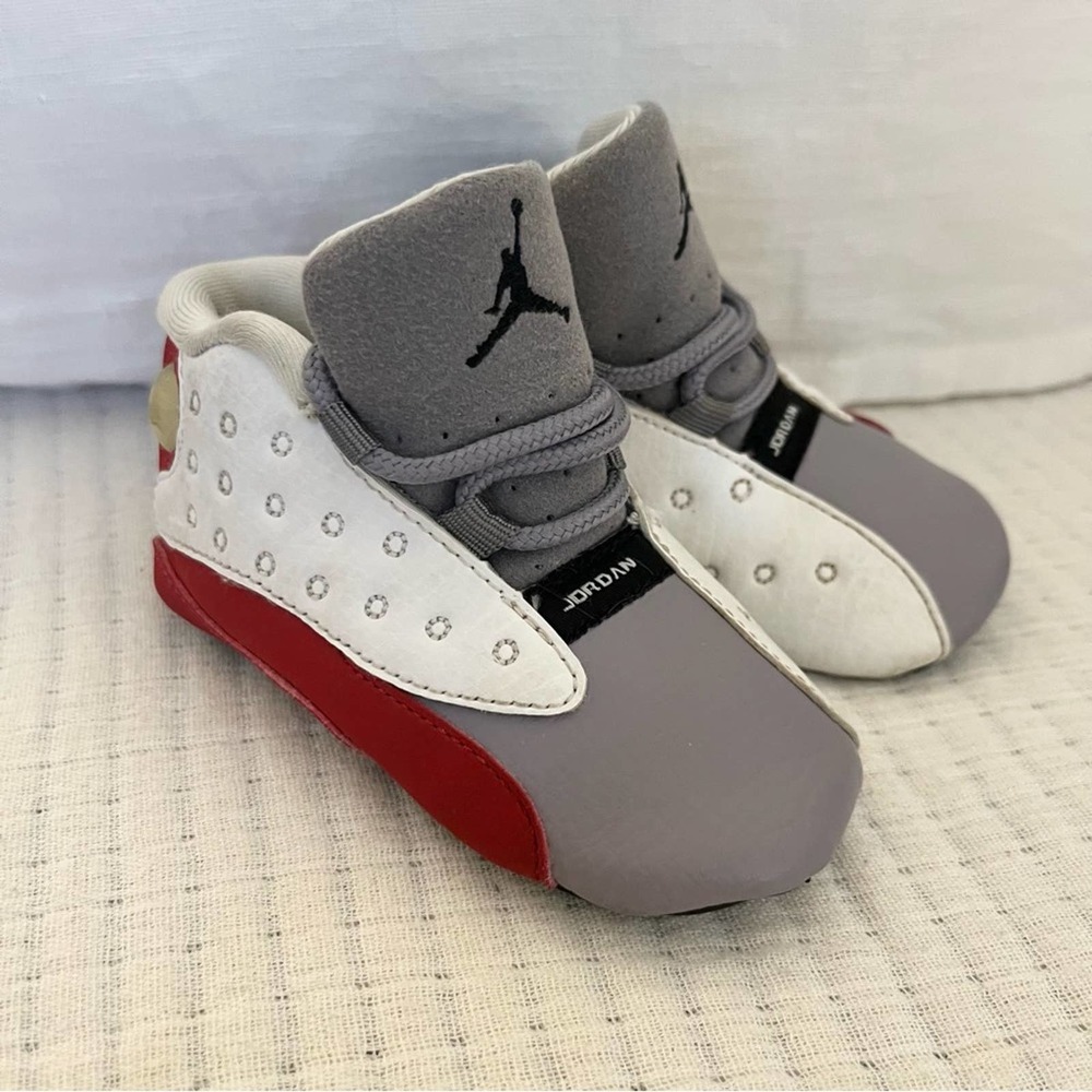 Nike Jordan Retro 13s Baby Crib Shoes Red White SZ 4 Infant walker Soft bottoms